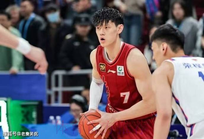 周琦9+10曾凡博5分 北京首钢客场不敌深圳2连败 周琦9+10曾凡博5分 北京首钢客场不敌深圳2连败