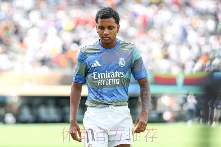 斯基拉:利物浦询问罗德里戈 球员在皇马已不是核心 斯基拉:利物浦询问罗德里戈 球员在皇马已不是核心